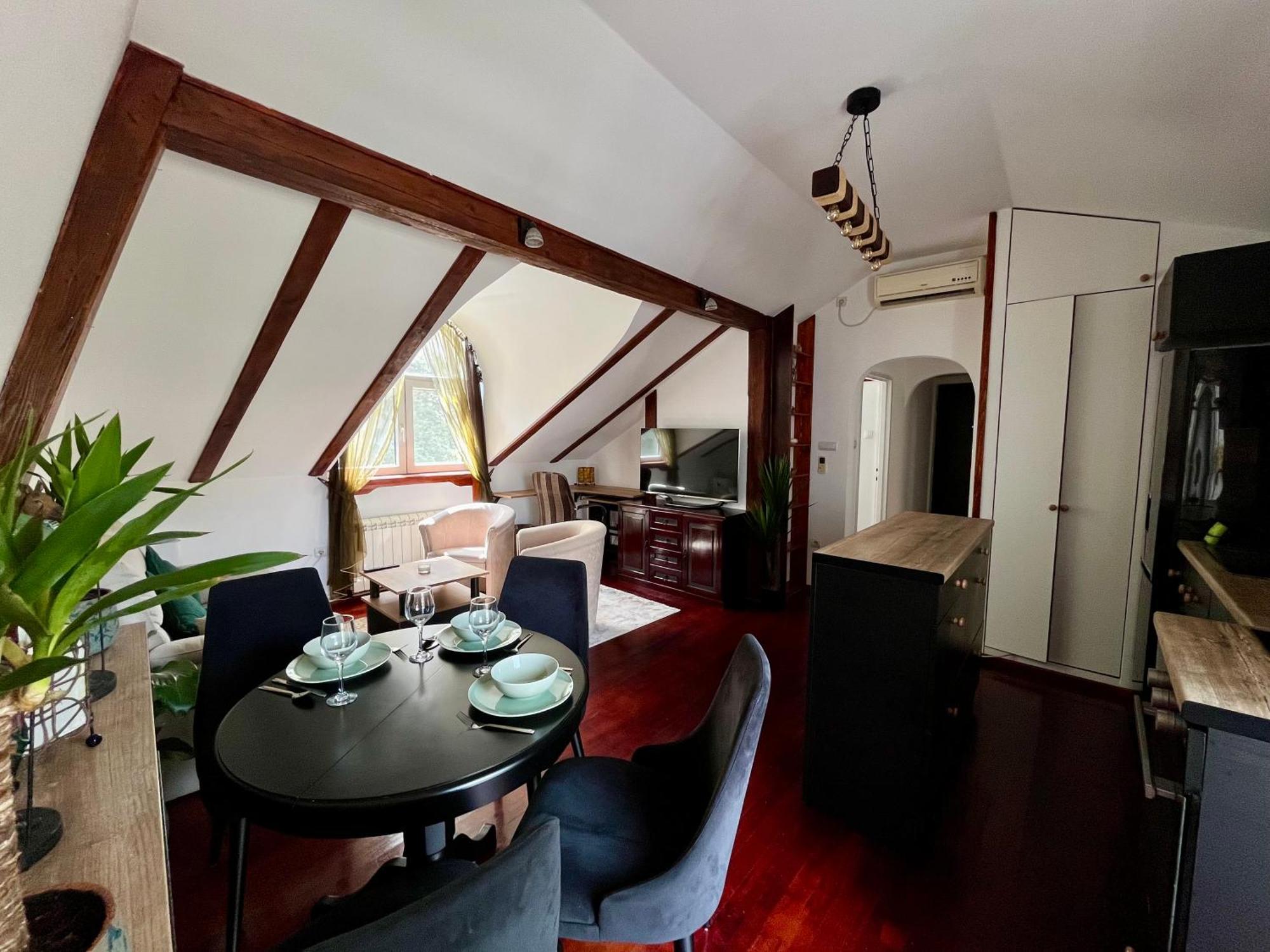 Apartment Urban Oasis *