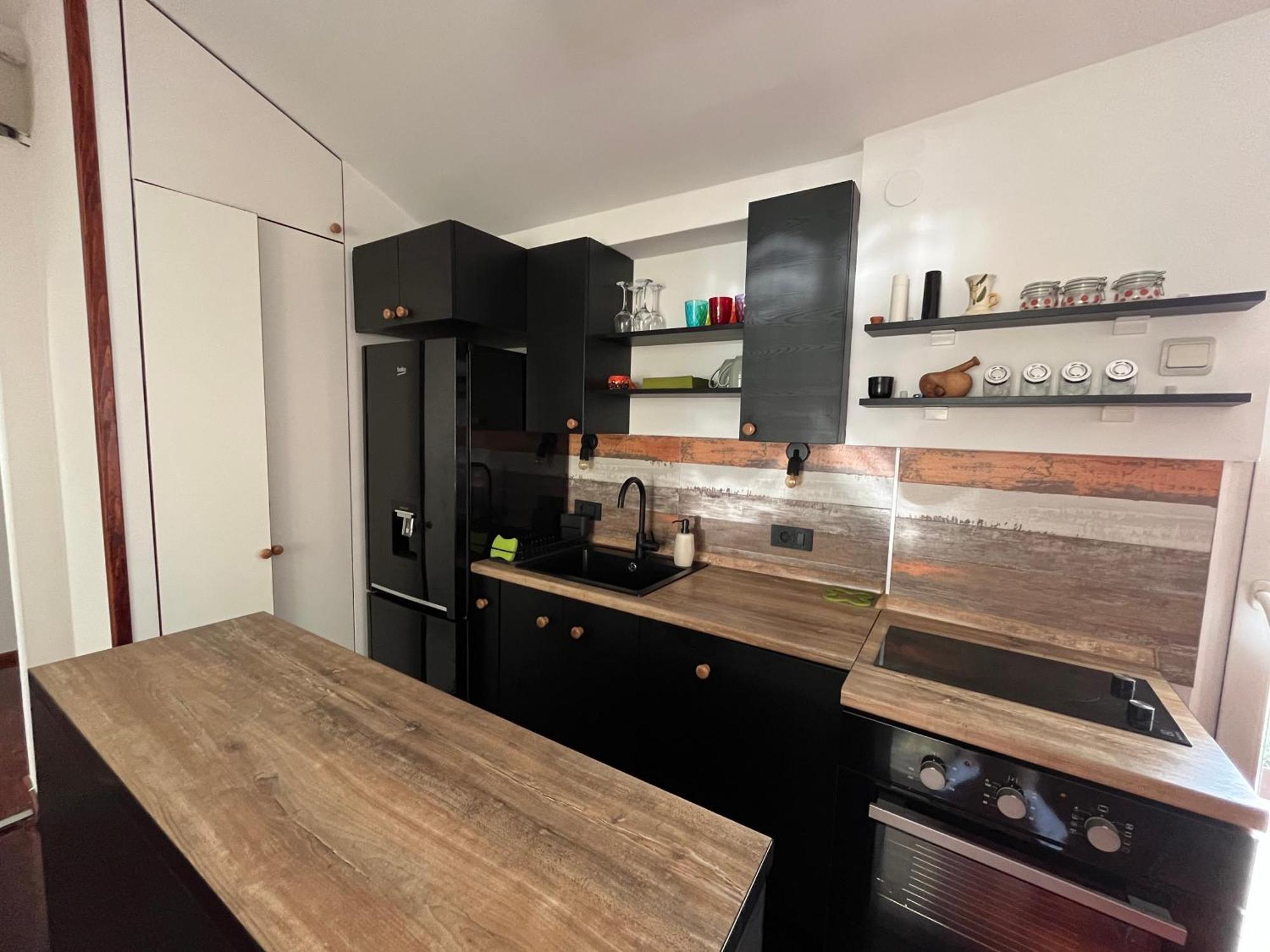 Urban Oasis Apartment