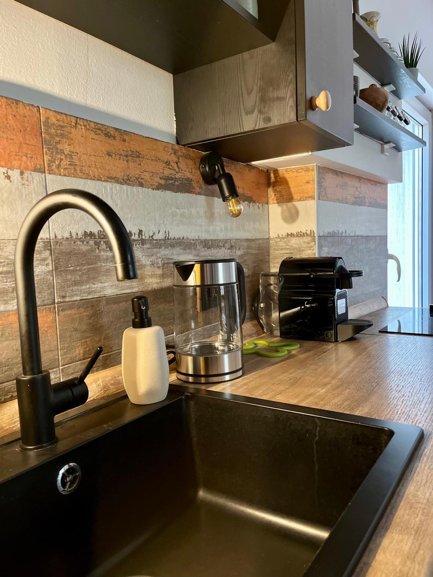Apartment Urban Oasis *